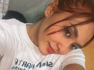 Erotik görüntülü sohbet SofiiaJames