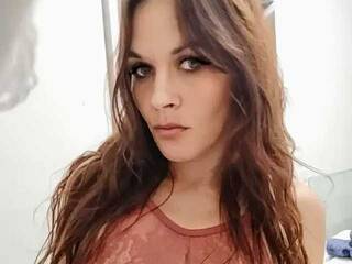 Erotik görüntülü sohbet SonyaRed