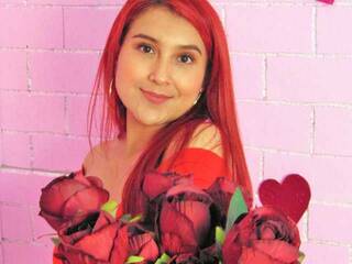 Erotik görüntülü sohbet Sophia-Turner