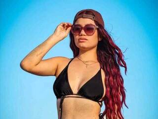 Erotik görüntülü sohbet SophiaLuxx