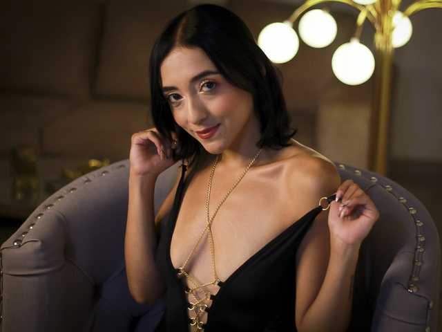 Profilin fotoğrafı sophie-Smith1