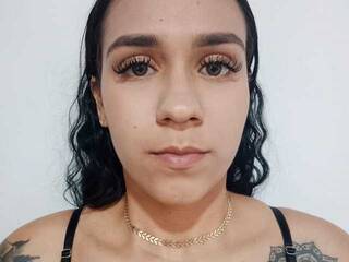 Erotik görüntülü sohbet SOPHIIE-ADAMS