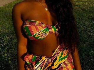 Erotik görüntülü sohbet Squirty-babe