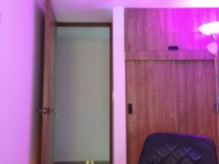 Erotik görüntülü sohbet _MissJulia_