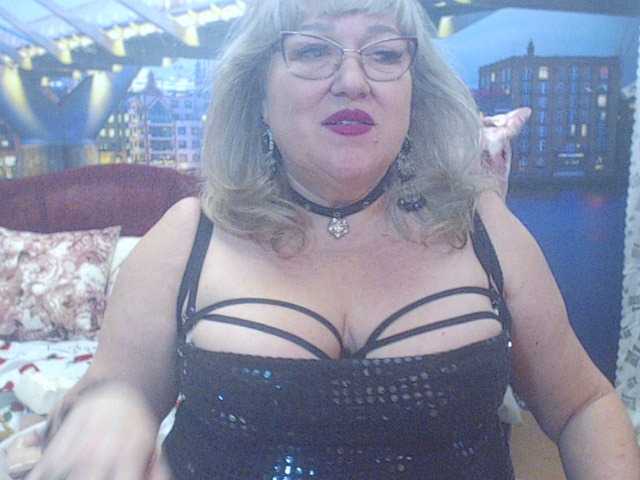 Fotoğraflar StarMarmela Hi boys!! Cam - 50 Boobs Token - 30 Firm Ass - 35 Wet Pussy Show - 55! Naked-100 SQUIRT only in private! Have a good mood!!!