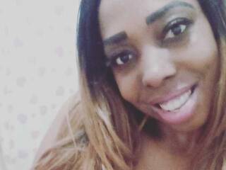 Erotik görüntülü sohbet Stefanelim