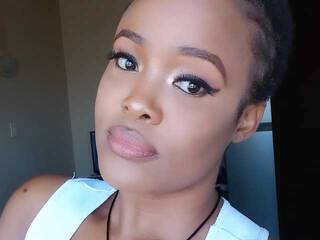 Erotik görüntülü sohbet stormie955