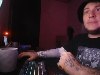 Erotik görüntülü sohbet StrangePimp