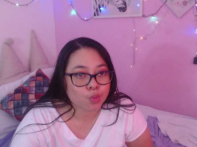 Yayın ekran görüntüleri Strongglizzy