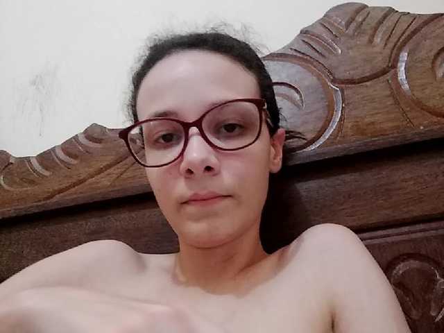 Fotoğraflar Nikita-mi Give me tokens while I shower. 20 tokens and I masturbate and show the pussy up close!