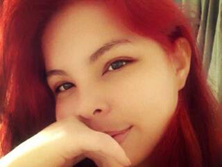 Erotik görüntülü sohbet Nicki-latina