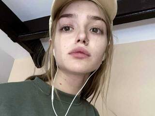 Erotik görüntülü sohbet sugarHannah