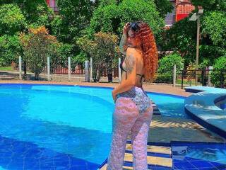 Erotik görüntülü sohbet SummerEliss