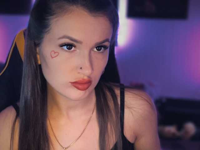 Profilin fotoğrafı -RED_HAT-