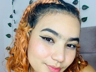 Erotik görüntülü sohbet Suzy-52