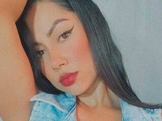 Erotik görüntülü sohbet sweet-canelita