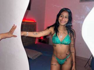 Erotik görüntülü sohbet sweet-lilith1