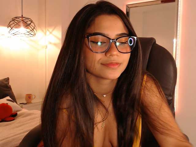 Fotoğraflar sweet-priya Make me happy♥ #latin #colombian #indian #cum #teen #squirt #lovense ❤️ Follow me on Instagram: sweett_priya ❤️