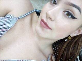 Erotik görüntülü sohbet sweethangely