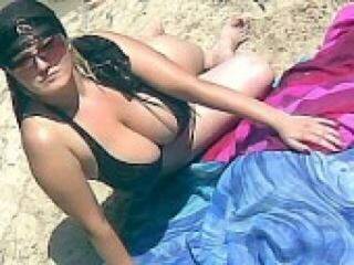 Erotik görüntülü sohbet sweethelen