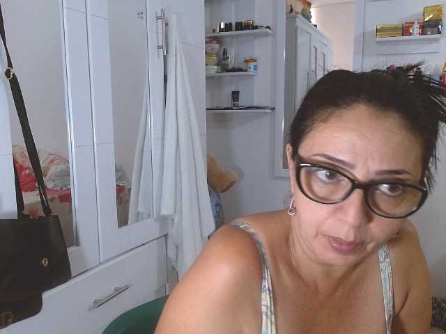 Fotoğraflar sweetthelmax HAPPY YEAR dear members today is our last day of broadcast I hope it is not the last wish that there will be many more I appreciate your partnership during these 365 days # show cum # show squirts # boobs 65 # ass # 35 # blow job 45 "" "