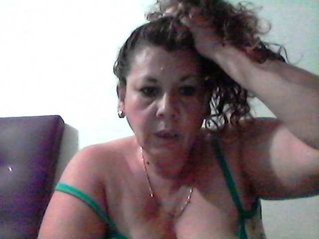 Yayın ekran görüntüleri SylviaFerrer