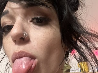 Erotik görüntülü sohbet Tastycakes999