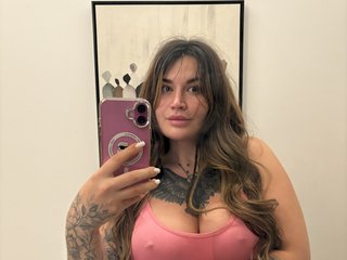 Erotik görüntülü sohbet Tattoogirlalina