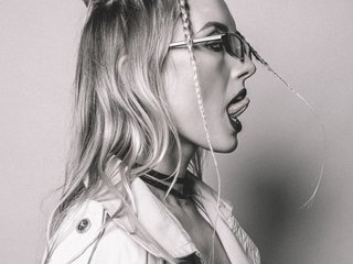 Erotik görüntülü sohbet technobabe