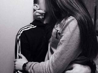 Erotik görüntülü sohbet TeensPlaying