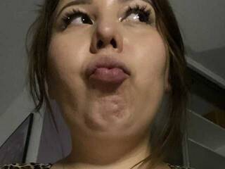 Erotik görüntülü sohbet Thebaddestfemale