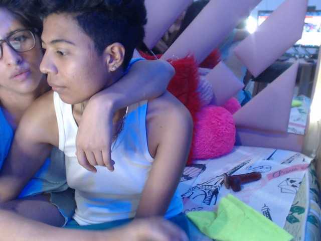 Yayın ekran görüntüleri thelesbianhot