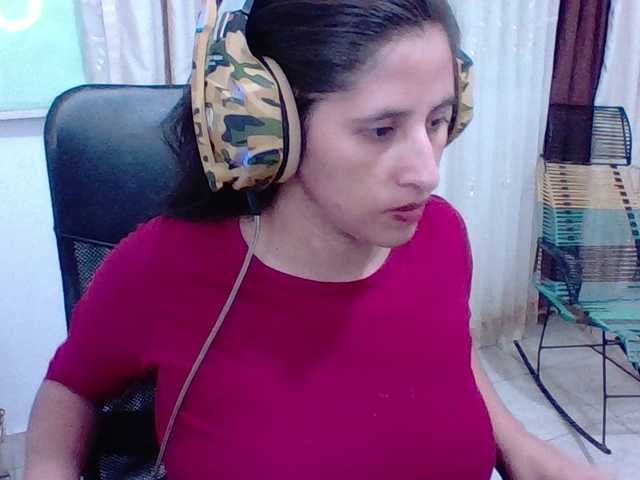 Yayın ekran görüntüleri thelesbianhot