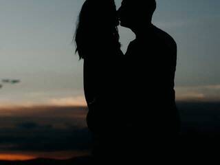 Erotik görüntülü sohbet ThoseofTenseSex