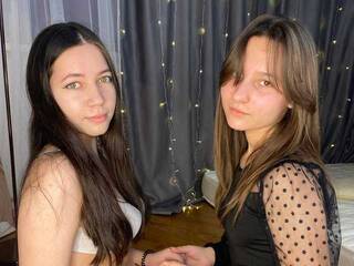 Erotik görüntülü sohbet TinaHil