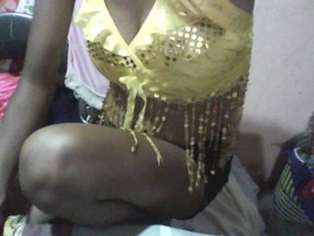 Yayın ekran görüntüleri tinychloe