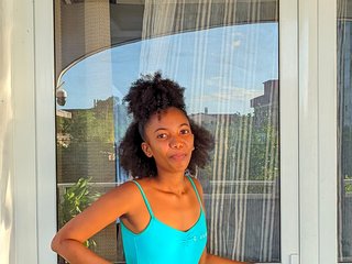 Erotik görüntülü sohbet Tiphanie