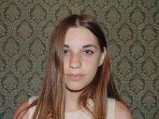 Erotik görüntülü sohbet toriblack11