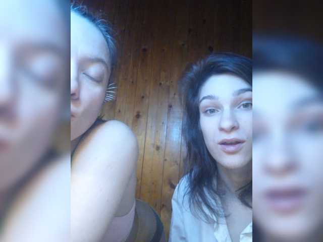 Yayın ekran görüntüleri TreshGirls