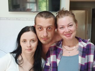 Erotik görüntülü sohbet Triopara