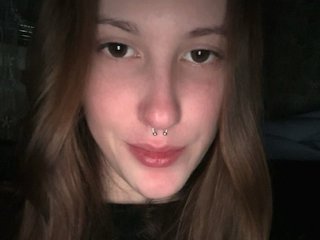 Erotik görüntülü sohbet TusyaSweet