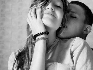 Erotik görüntülü sohbet Twix-MA