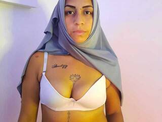 Erotik görüntülü sohbet UmaKumar