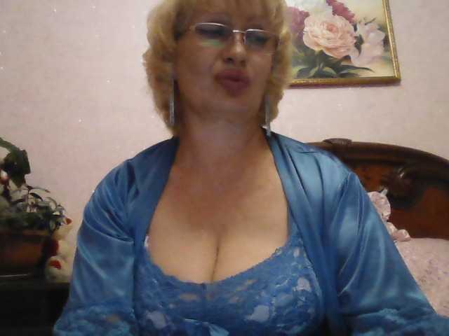 Fotoğraflar _mamasita_ Greetings, my dears: * Welcome im my room. I will be glad to your attention and gifts :)