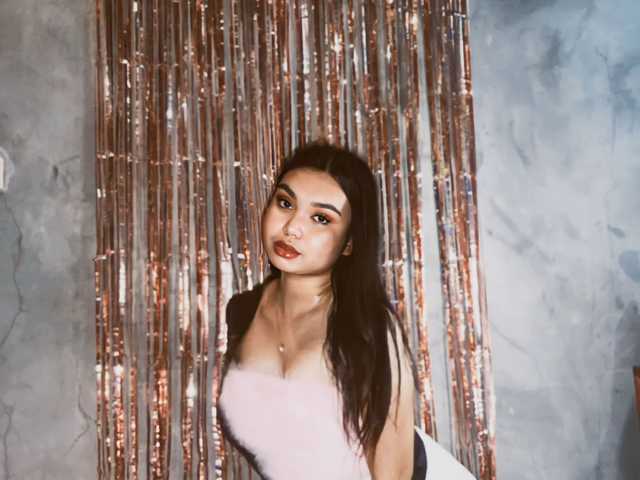 Profilin fotoğrafı Urlovelypinayxx