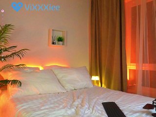 Erotik görüntülü sohbet viXXXie