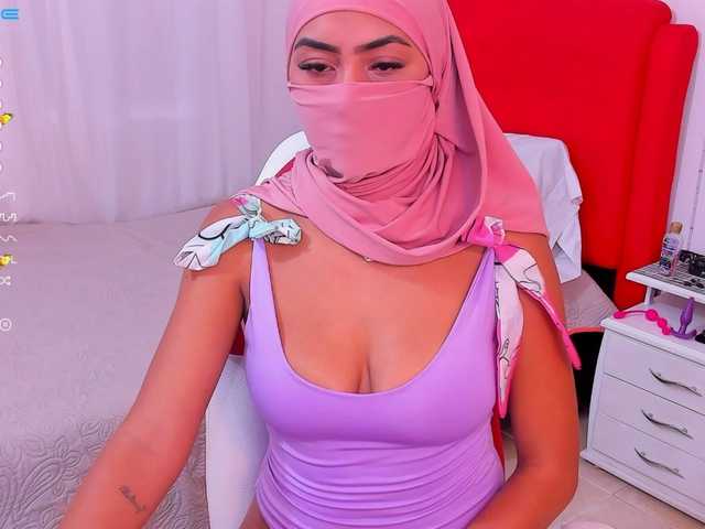 Fotoğraflar Vaaleriiia NEW! Arab girl shows her vagina evil @total #sexhard #anaal #squirt Get it to come! missing @remain