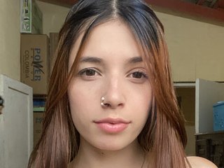 Erotik görüntülü sohbet valeria-mendoza