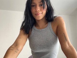 Erotik görüntülü sohbet ValeriaDuque