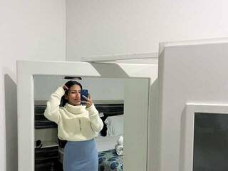 Erotik görüntülü sohbet Valery-sidney